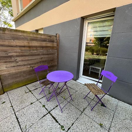 Acajou, Studio Avec Terrasse Et Parking Prive Caen Luaran gambar